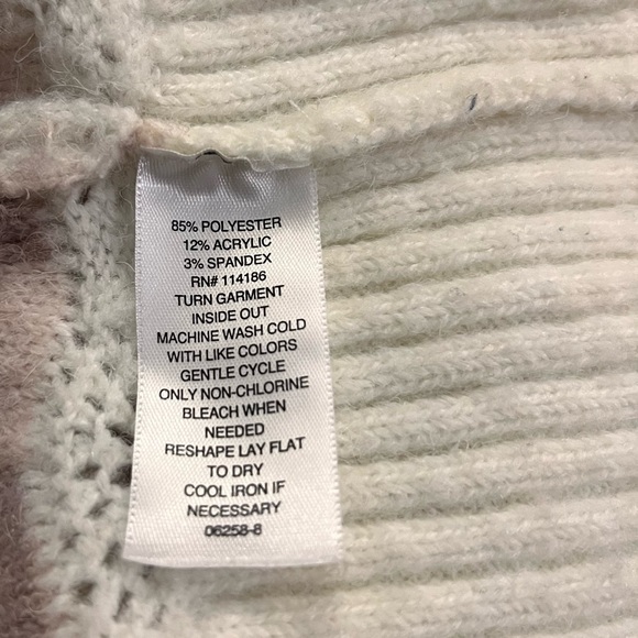 Liz Claiborne Cream and Beige Cowl Neck Sweater - Picture 3 of 3